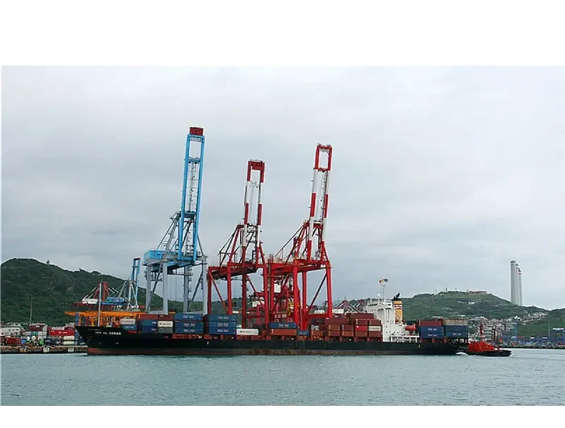 IBN AL ABBAR Container Ship IMO 9194490 photo 7