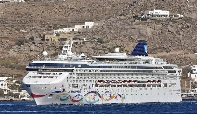 NORWEGIAN STAR Passenger Ship IMO 9195157