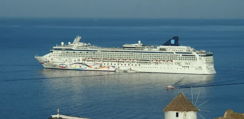 NORWEGIAN STAR Passenger Ship IMO 9195157 photo 7
