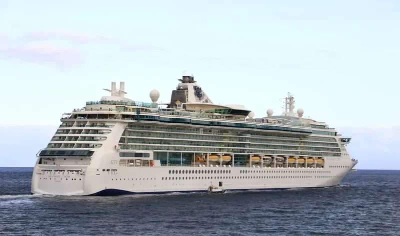 BRILLIANCE OF THE SEAS Passenger Ship IMO 9195200 photo 6
