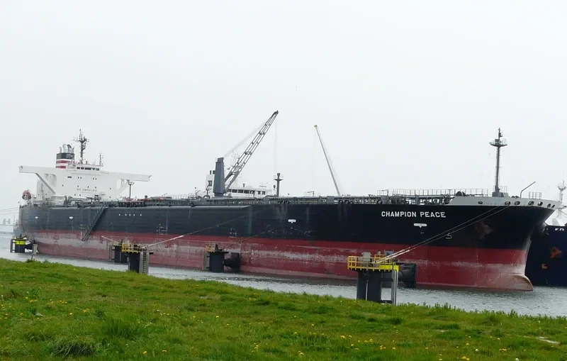 PACIFIC SINGAPORE Tanker IMO 9195315 photo 9