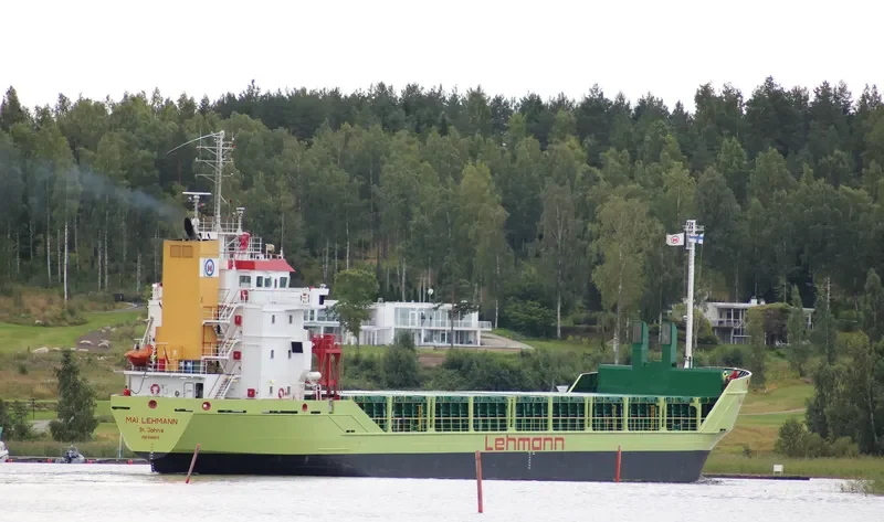 MAI LEHMANN Container Ship IMO 9196175 photo 10