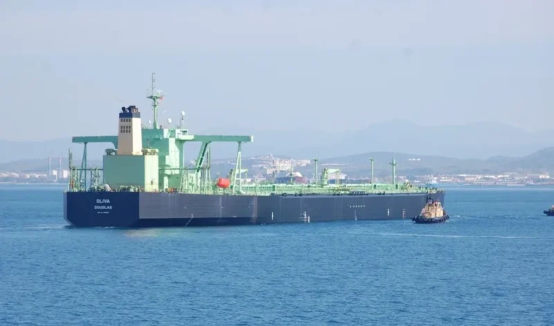 ARIAKE Tanker IMO 9196606 photo 5