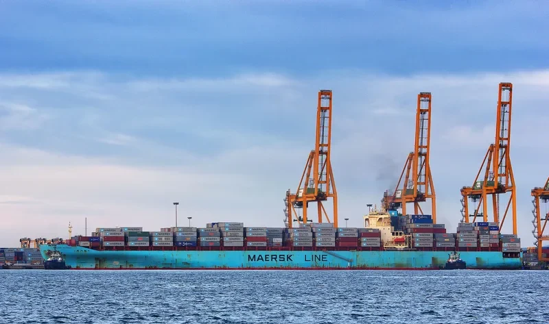 SEALAND MICHIGAN Container Ship IMO 9196864 photo 10