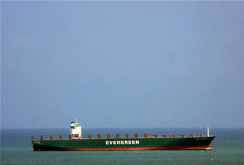 EVER UNICORN Container Ship IMO 9196967 photo 8