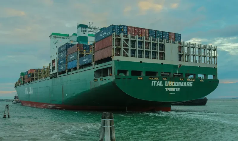 ITAL USODIMARE Container Ship IMO 9196979 photo 4