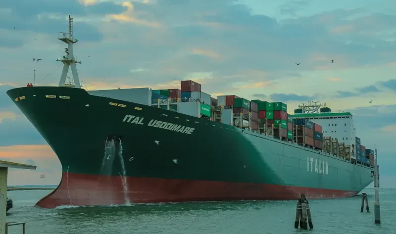 ITAL USODIMARE Container Ship IMO 9196979 photo 6