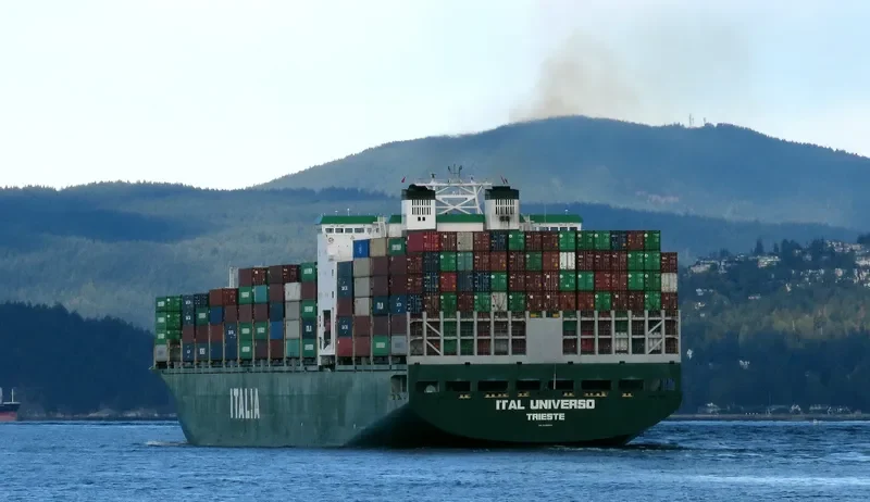 ITAL UNIVERSO Container Ship IMO 9196993 photo 5