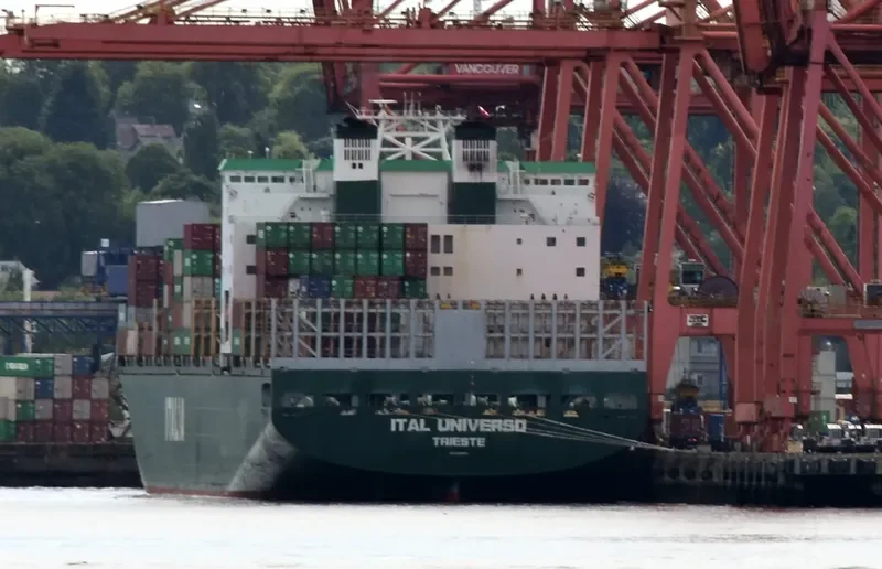 ITAL UNIVERSO Container Ship IMO 9196993 photo 10