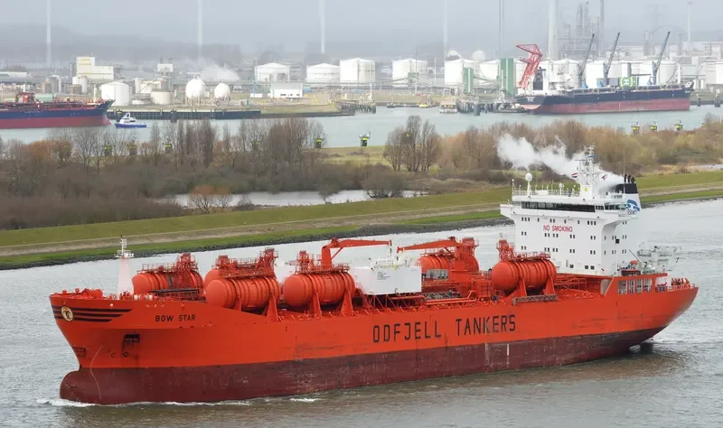 BOW STAR Tanker IMO 9197296 photo 9