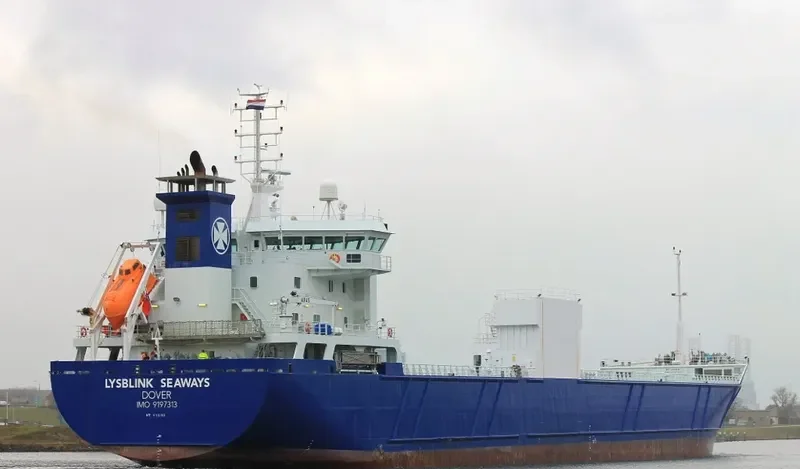 LYSBLINK SEAWAYS Container Ship IMO 9197313 photo 9