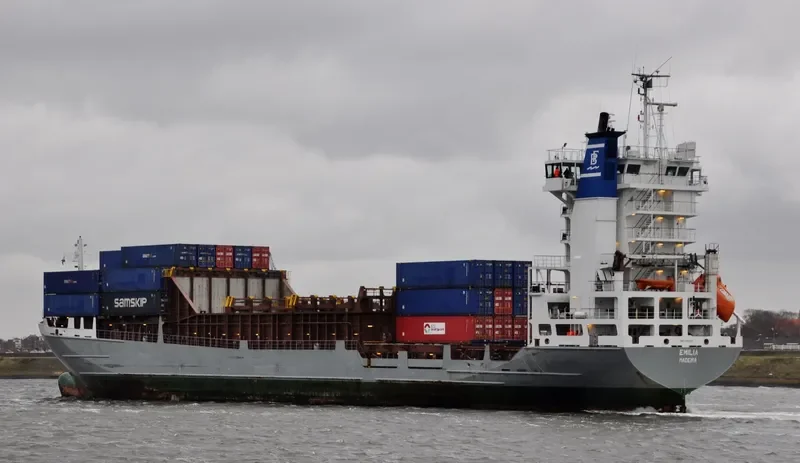 EMILIA Container Ship IMO 9197521 photo 10