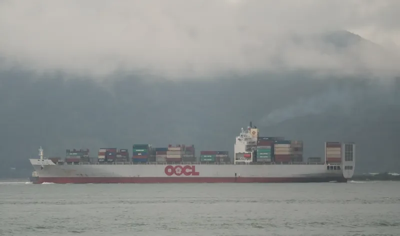 OOCL NEW YORK Container Ship IMO 9198109 photo 3