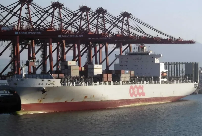 OOCL SHANGHAI Container Ship IMO 9198111 photo 10