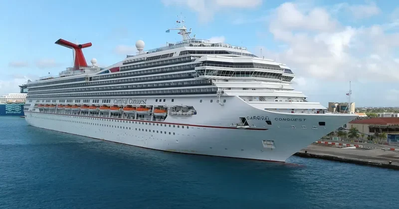 CARNIVAL CONQUEST Passenger Ship IMO 9198355