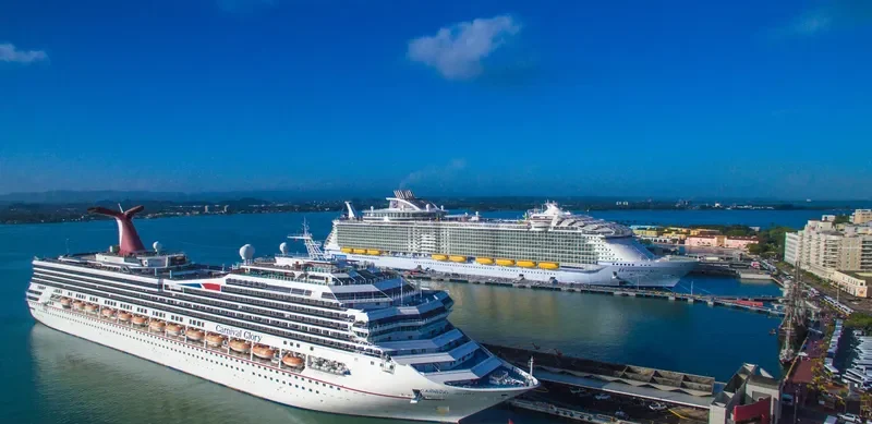 CARNIVAL GLORY Passenger Ship IMO 9198367