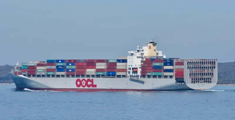 OOCL CHICAGO Container Ship IMO 9199270 photo 3