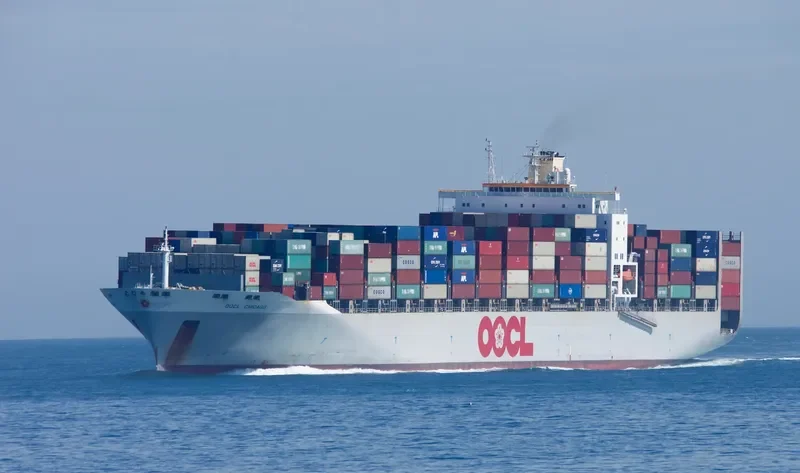 OOCL CHICAGO Container Ship IMO 9199270 photo 4