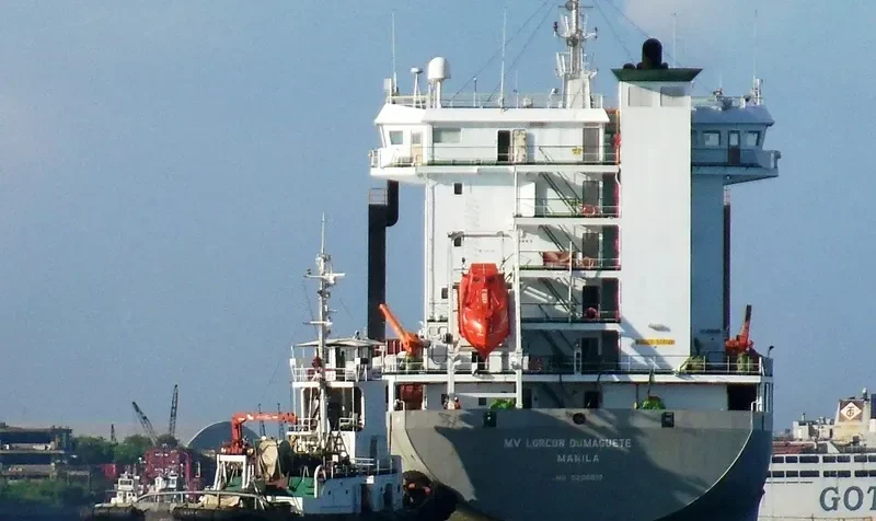 LORCON DUMAGUETE Container Ship IMO 9200017 photo 4