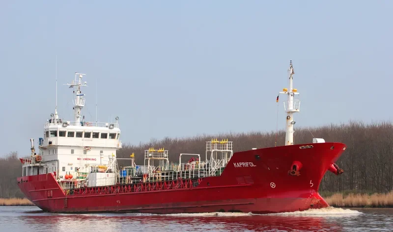 KAPRIFOL Tanker IMO 9200081 photo 4