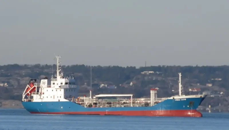 VINGA SAFIR Tanker IMO 9200158 photo 9