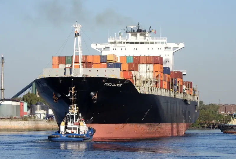CONTI DARWIN Container Ship IMO 9200689 photo 7