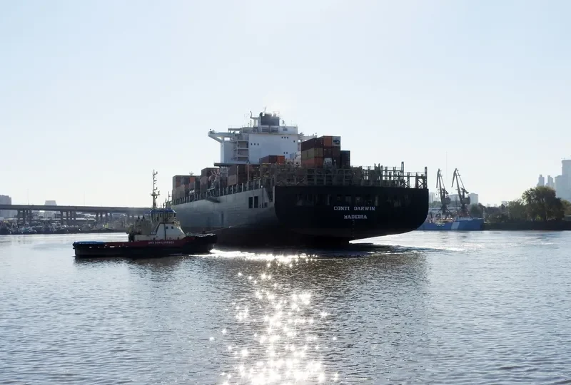 CONTI DARWIN Container Ship IMO 9200689 photo 9