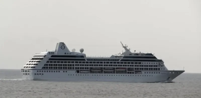 NAUTICA Passenger Ship IMO 9200938 photo 6