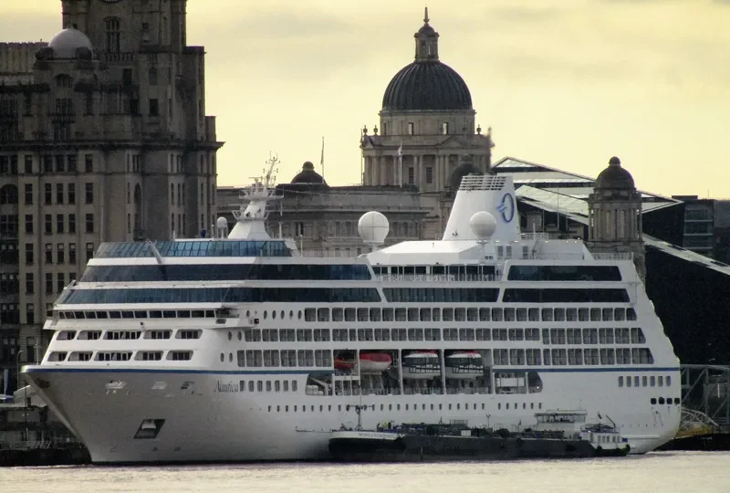 NAUTICA Passenger Ship IMO 9200938 photo 10