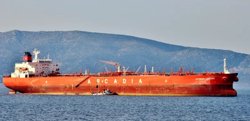 CAKRA PATRIOT Tanker IMO 9200964 photo 3