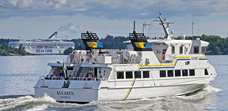 SAXAREN Passenger Ship IMO 9201035 photo 2