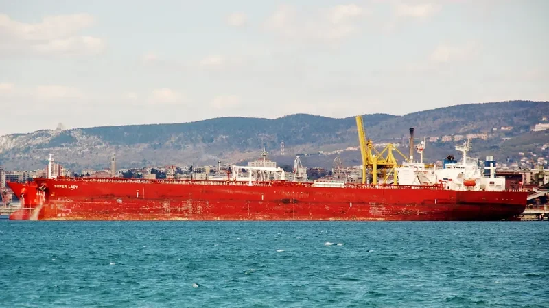 SUPER LADY Tanker IMO 9201592 photo 8