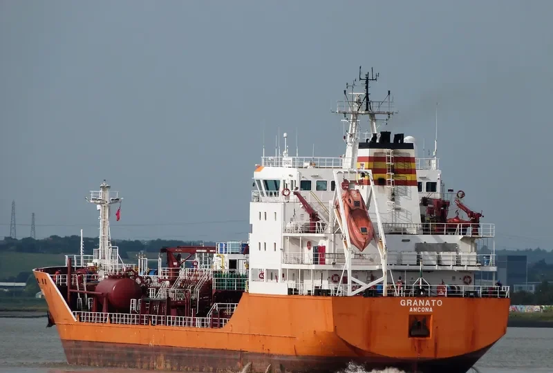 DARMIK Tanker IMO 9201774 photo 5
