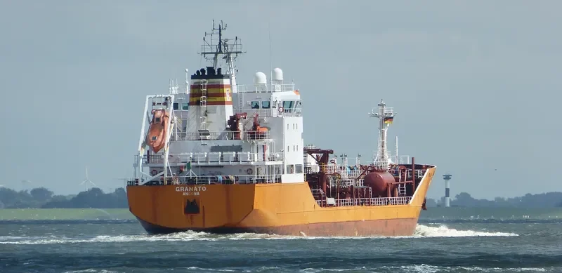 DARMIK Tanker IMO 9201774 photo 8