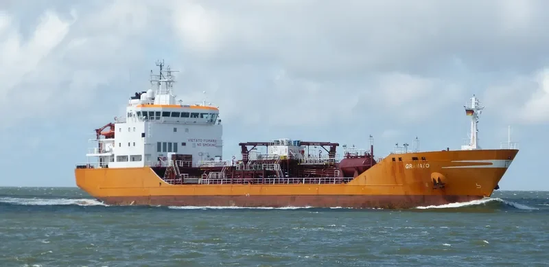 DARMIK Tanker IMO 9201774 photo 10