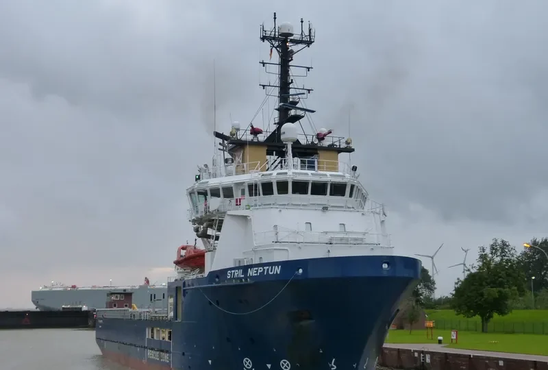 GLAROS Offshore Vessel IMO 9201786 photo 8