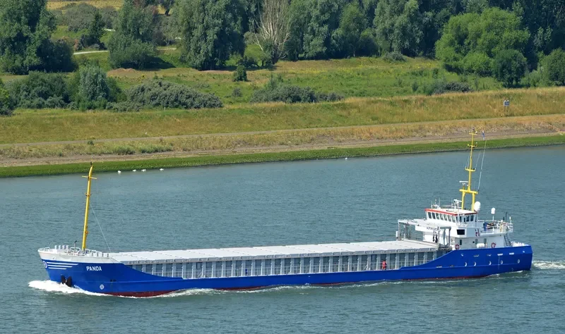 AMADEUS DIAMOND General Cargo IMO 9201968 photo 10