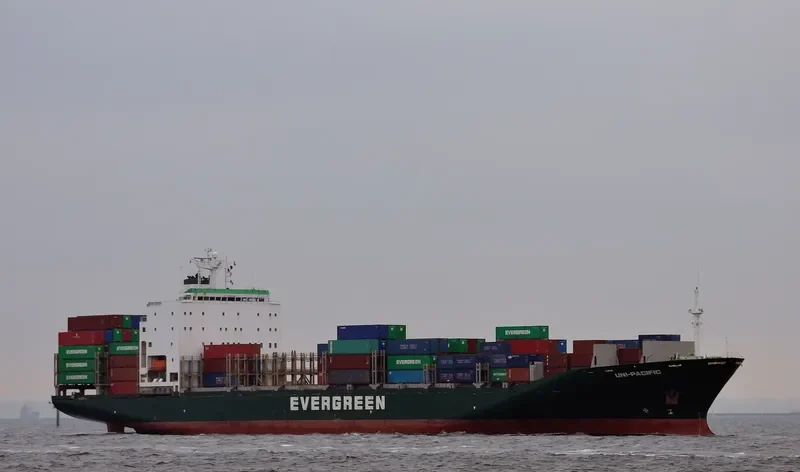 UNI PACIFIC Container Ship IMO 9202156 photo 5
