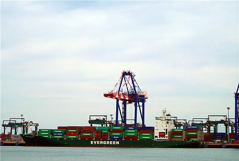 UNI PRUDENT Container Ship IMO 9202194 photo 5