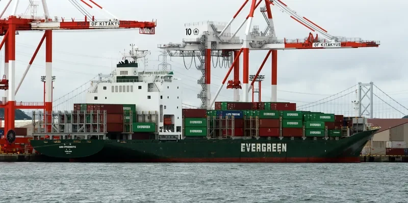 UNI PROMOTE Container Ship IMO 9202211 photo 2