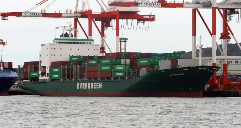 UNI PROMOTE Container Ship IMO 9202211 photo 4