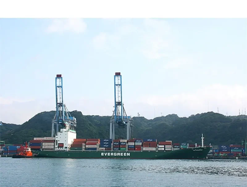 UNI PROSPER Container Ship IMO 9202247 photo 7