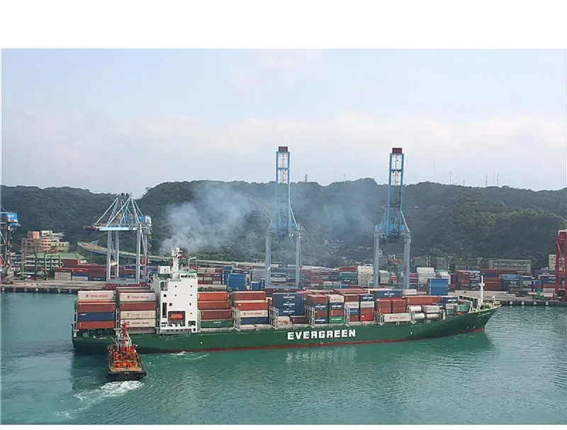UNI PROSPER Container Ship IMO 9202247 photo 8