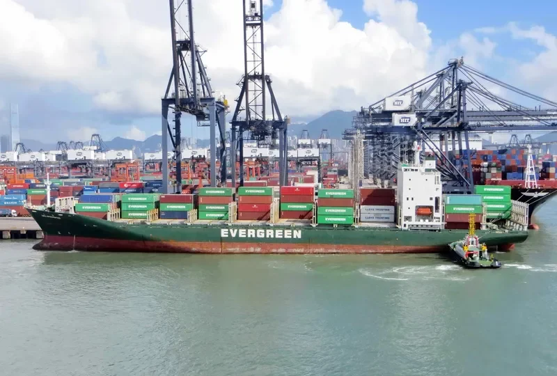 UNI PROSPER Container Ship IMO 9202247 photo 10