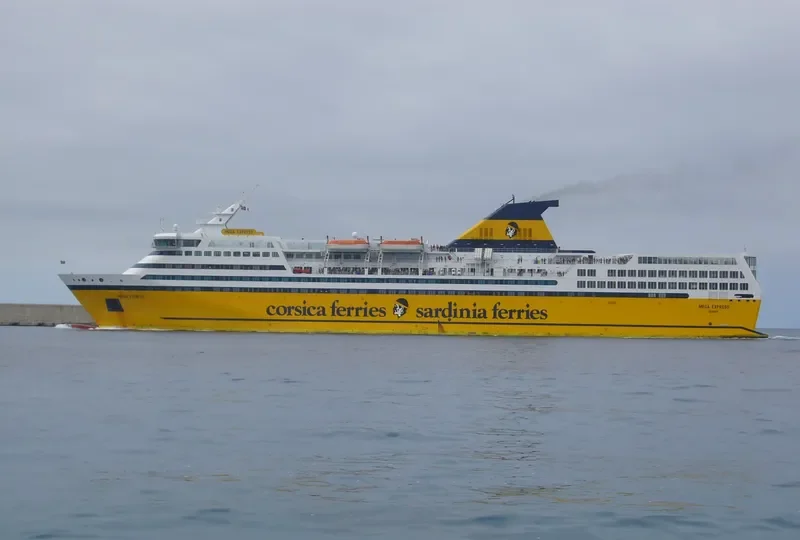 MEGA EXPRESS Ro-Ro IMO 9203174 photo 7