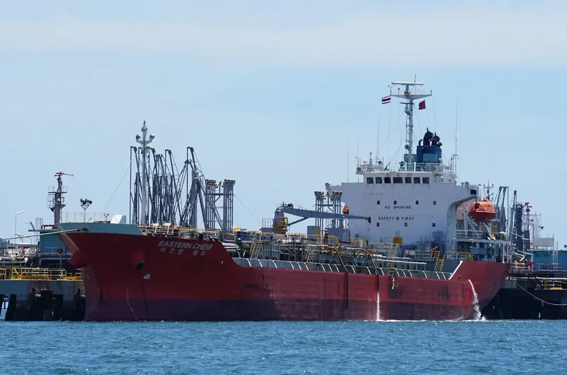 EASTERN CHEMI Tanker IMO 9203370 photo 6