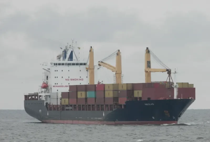 NIKOLAS Container Ship IMO 9203526 photo 4