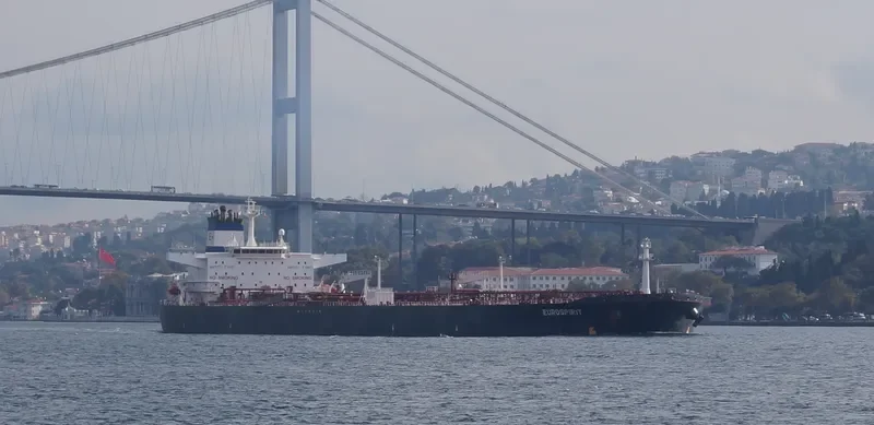 LOTUS Tanker IMO 9203784 photo 6