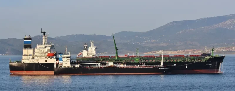 LAKATAMIA Tanker IMO 9203796 photo 2