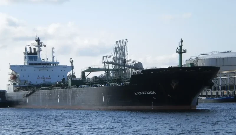 LAKATAMIA Tanker IMO 9203796 photo 3